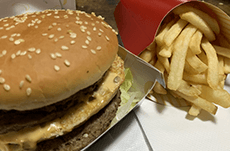 マクドナルドのハンバーガーの価格推移