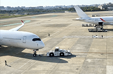 【激レアあり】空港で働く車ってどんな車？