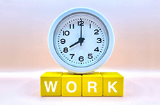 労働時間はなぜ「8時間」が標準なのか 