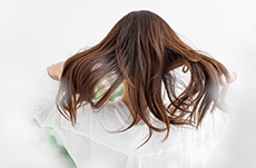 髪はなぜ生え変わるのか？髪の毛の一生