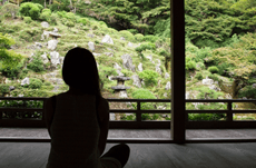 現代社会と離別する！？京都で人気の瞑想法