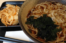 飲み干す派は要注意！立ち食いそばの塩分量とは